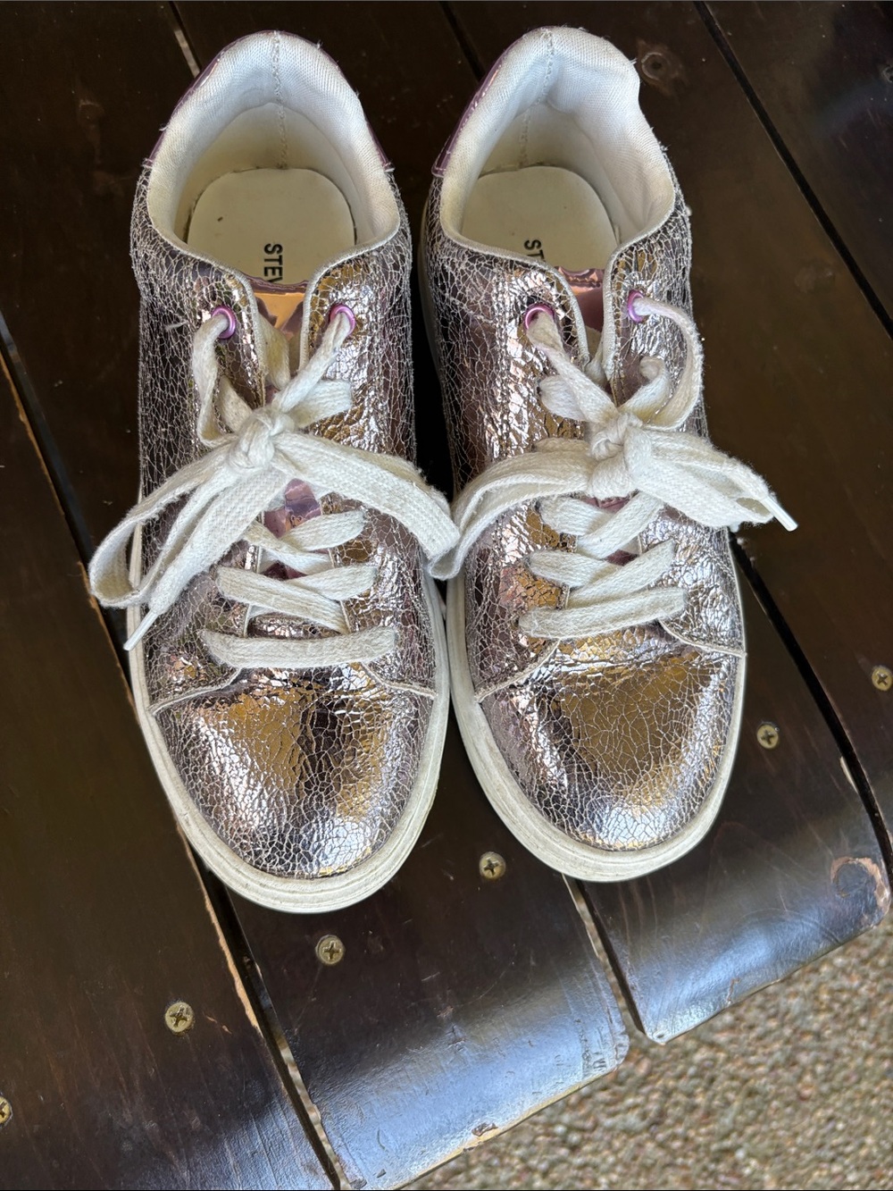 Steve Madden Girls Metallic Rose Gold Crackle Lace-Up Sneakers